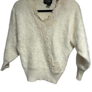 CHRISTINE PHILLIPÉ VTG Angora Beaded Sweater